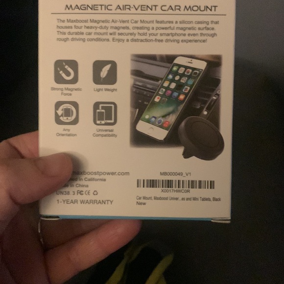 Maxboost Air-vent Car Mount - Picture 4 of 4